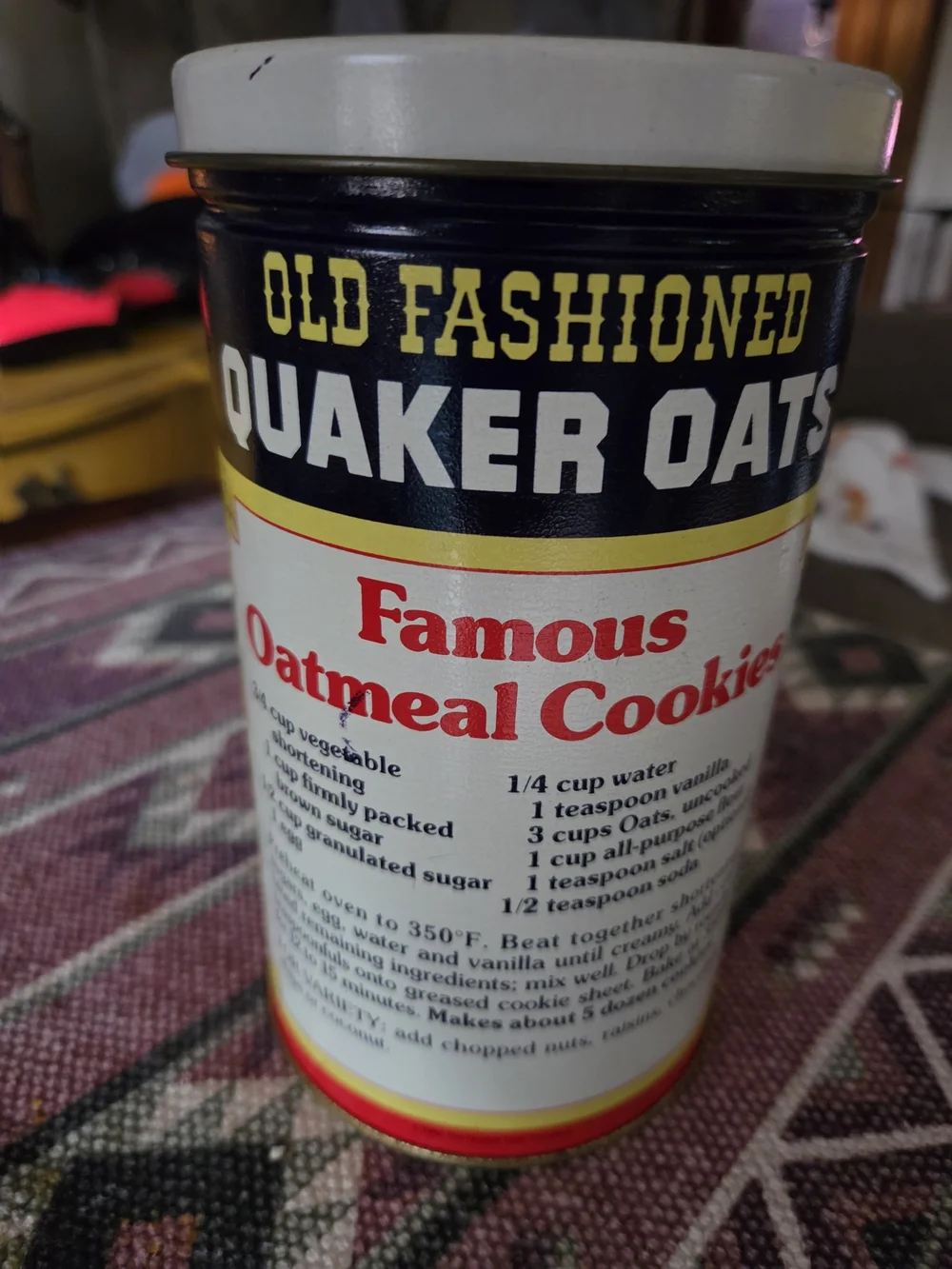 Quaker Old Fashioned Oats Canister - Red and Black
